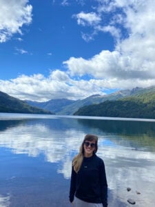 Florencia visits a beautiful lake