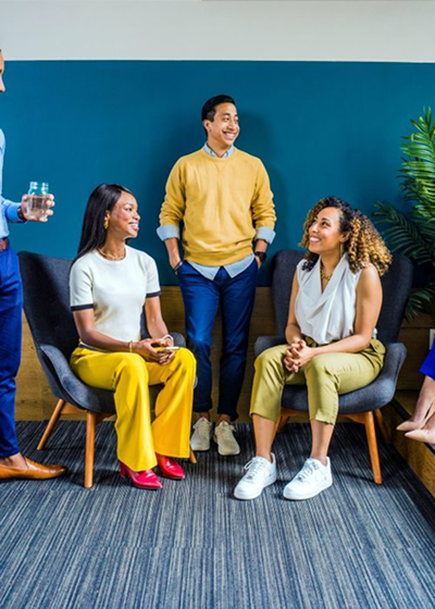 8 → Figure → group-of-people-near-wall-2422290